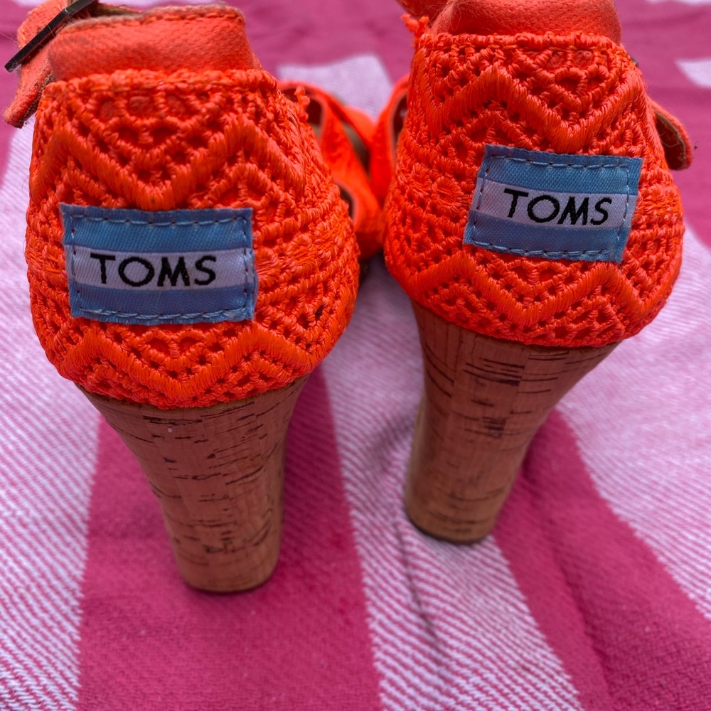 Toms Wedges